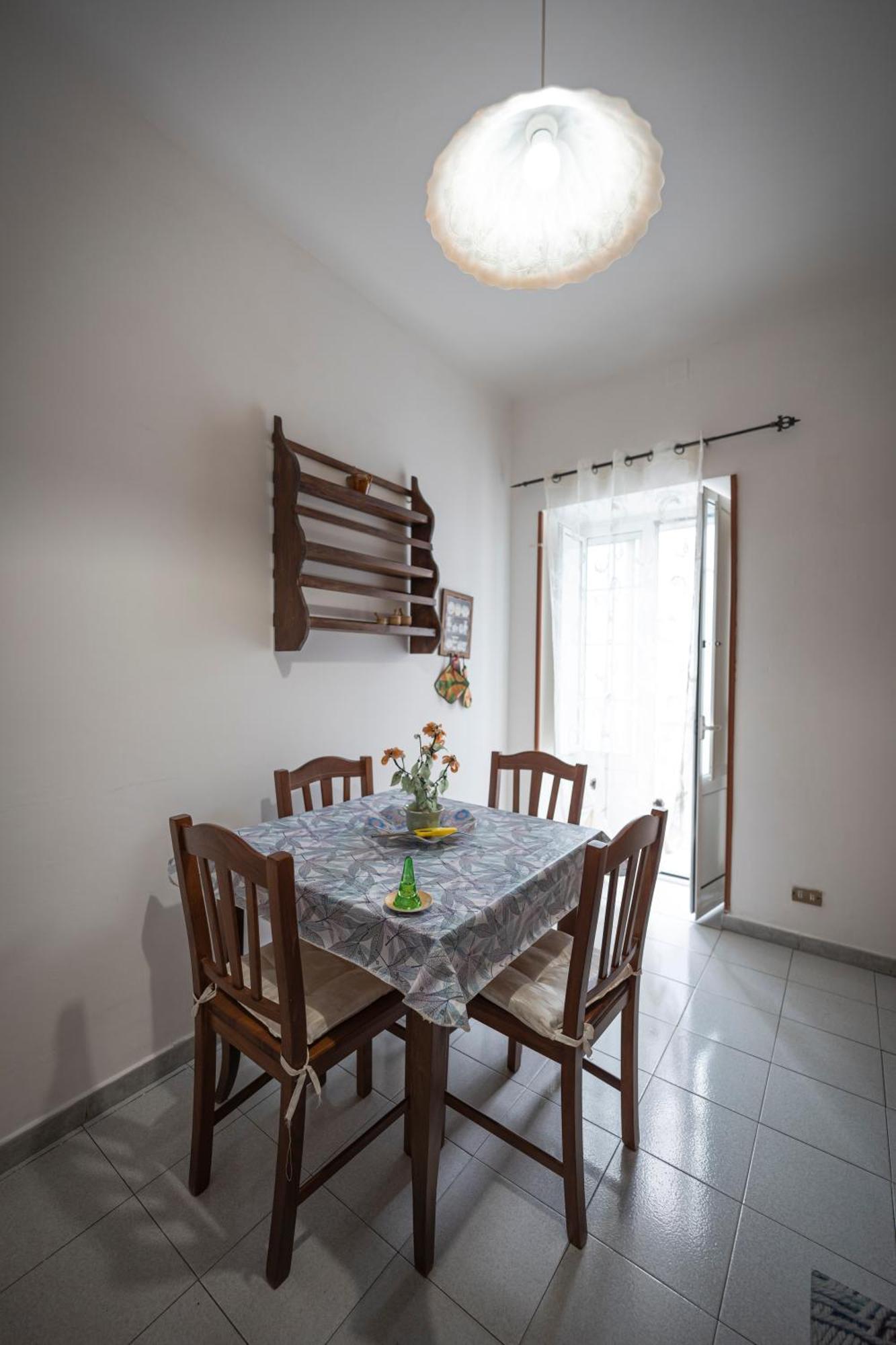 Casa Bea Apartment Таранто Екстериор снимка